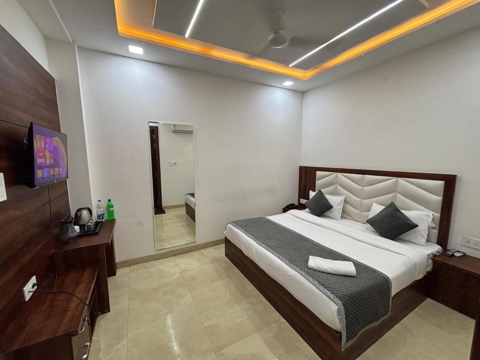 Hotel Ganga Palace - Agra Agra  Dış mekan fotoğraf