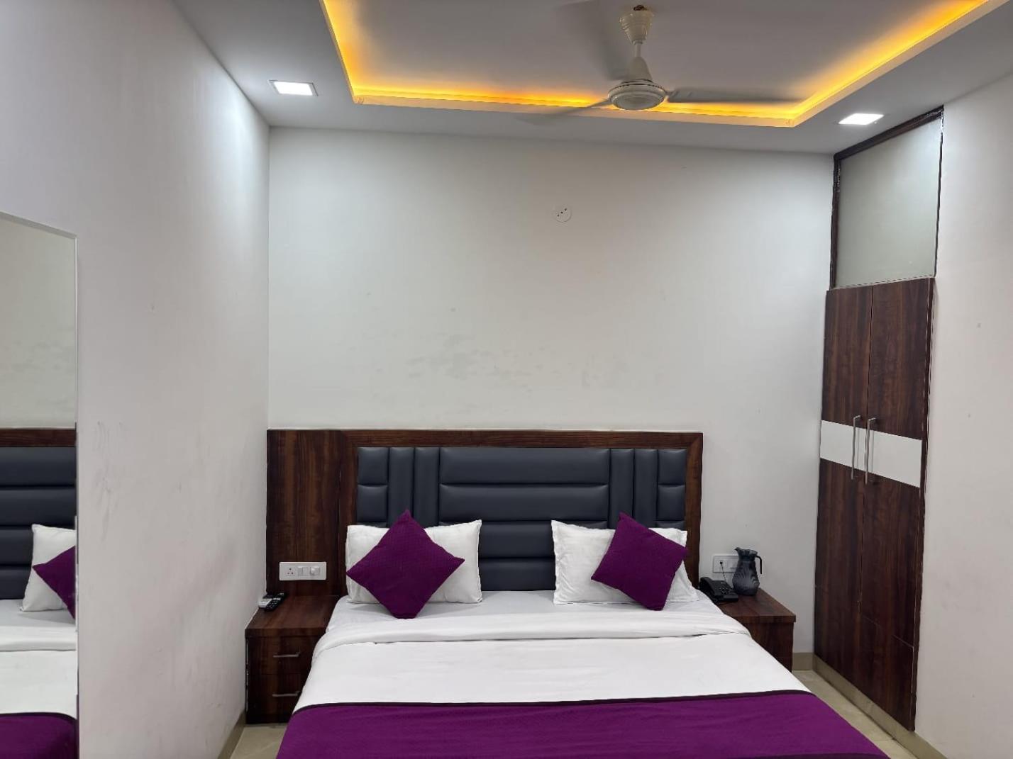 Hotel Ganga Palace - Agra Agra  Dış mekan fotoğraf
