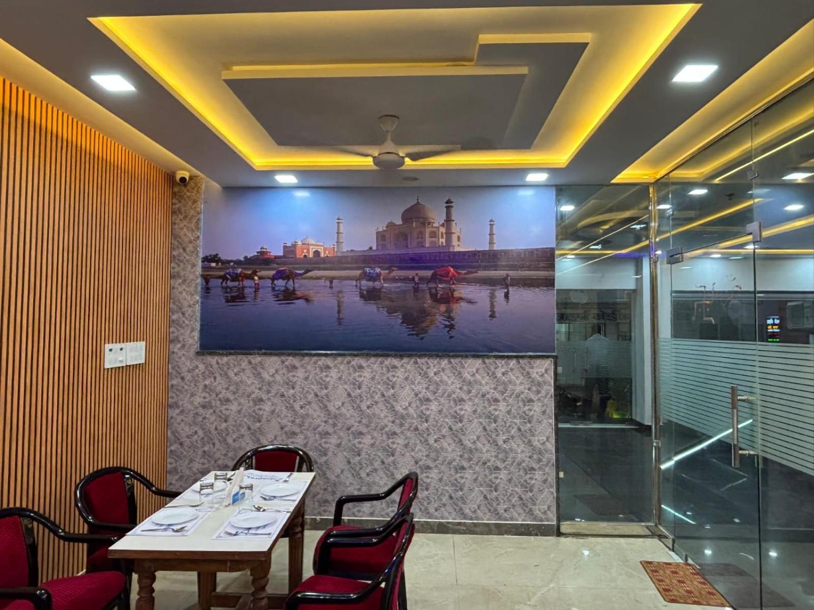 Hotel Ganga Palace - Agra Agra  Dış mekan fotoğraf