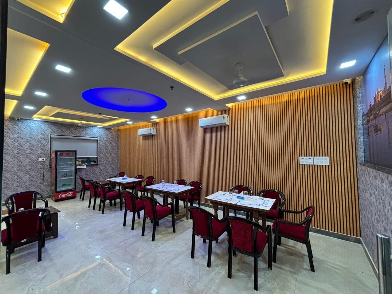 Hotel Ganga Palace - Agra Agra  Dış mekan fotoğraf