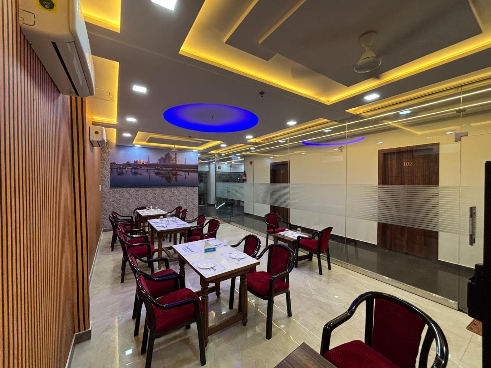 Hotel Ganga Palace - Agra Agra  Dış mekan fotoğraf
